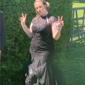 Meet your Posher, Alexis